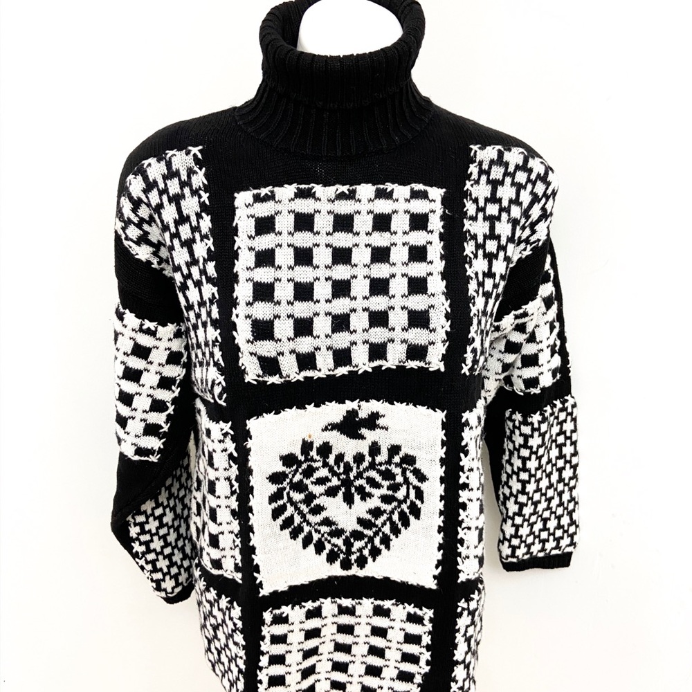 Vintage Express Tricot heart  Holiday Sweater